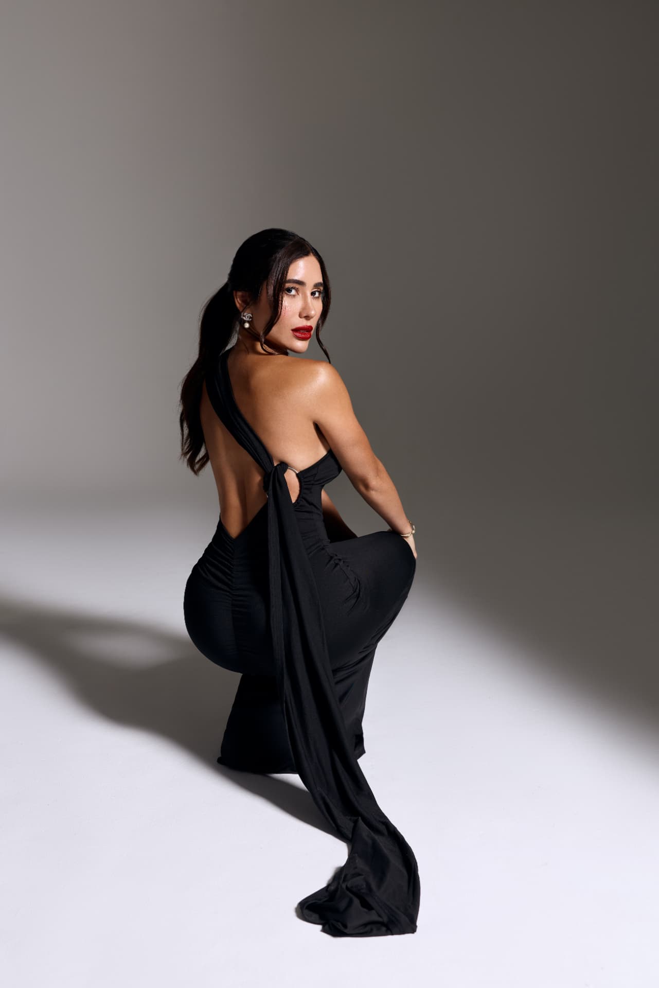 Full-width campaign image 01